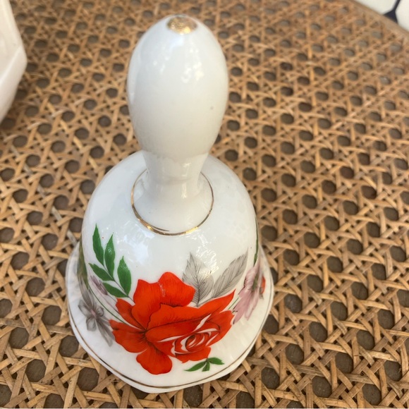 Porcelain Red Rose Floral Bell w/Gold Accents Vintage - Picture 8 of 13